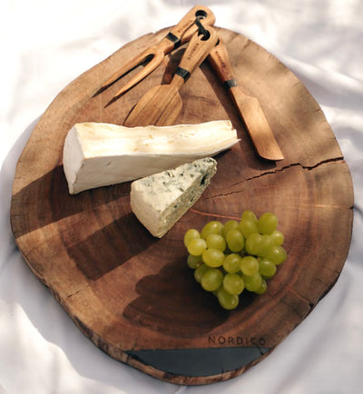 Cheese Board with Wooden Knives